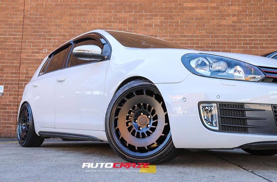 VOLKSWAGEN GOLF CCV MATTE BLACK TINTED FACE